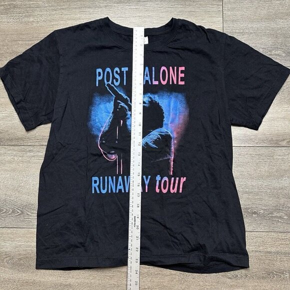 Post Malone Runaway Tour Graphic Shirt Mens Size M Double Sided - Picture 5 of 5